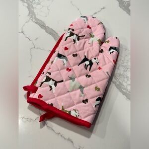 Huntington Home - Valentines Dog Potholder and Oven Mitt set - 100% Cotton